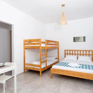 Avli Пиргадикия